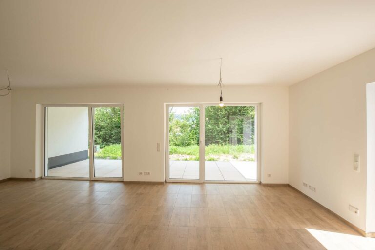 Souterrainwohnung mit Terrasse in zentraler Lage  – ideal für ruhige Einzelperson oder Paar