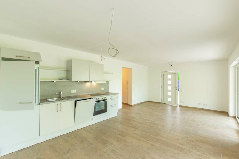 2‑Zimmer‑Wohnung mit Terrasse & Gartennutzung in Schöllkrippen