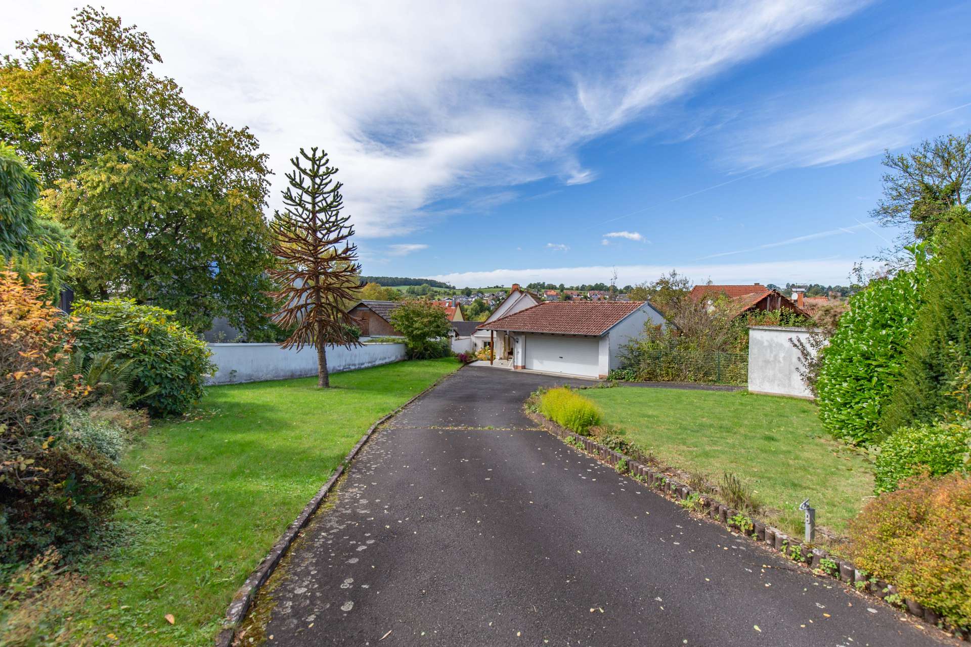 Zufahrt Rückseite
