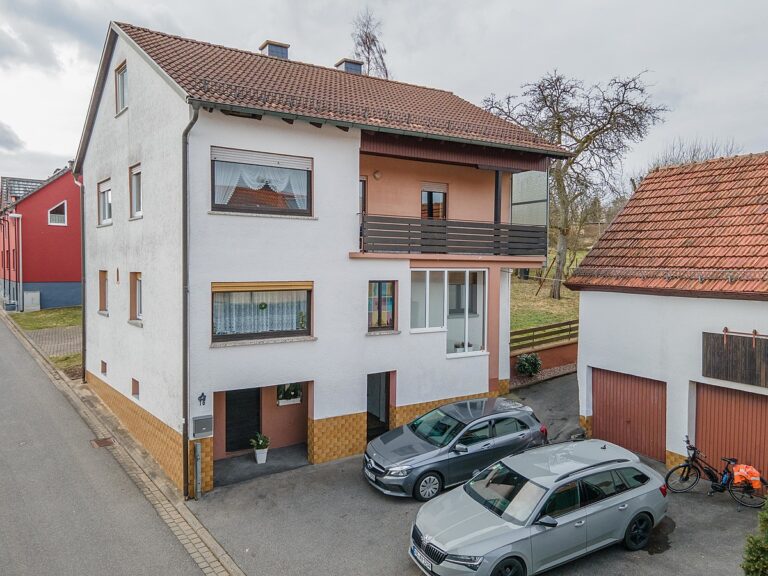 Einfamilienhaus mit viel Platz und Gestaltungsspielraum!